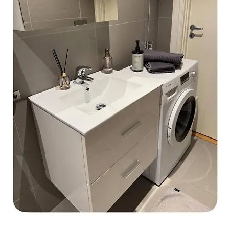 Lägenhet Flott Sentralt I